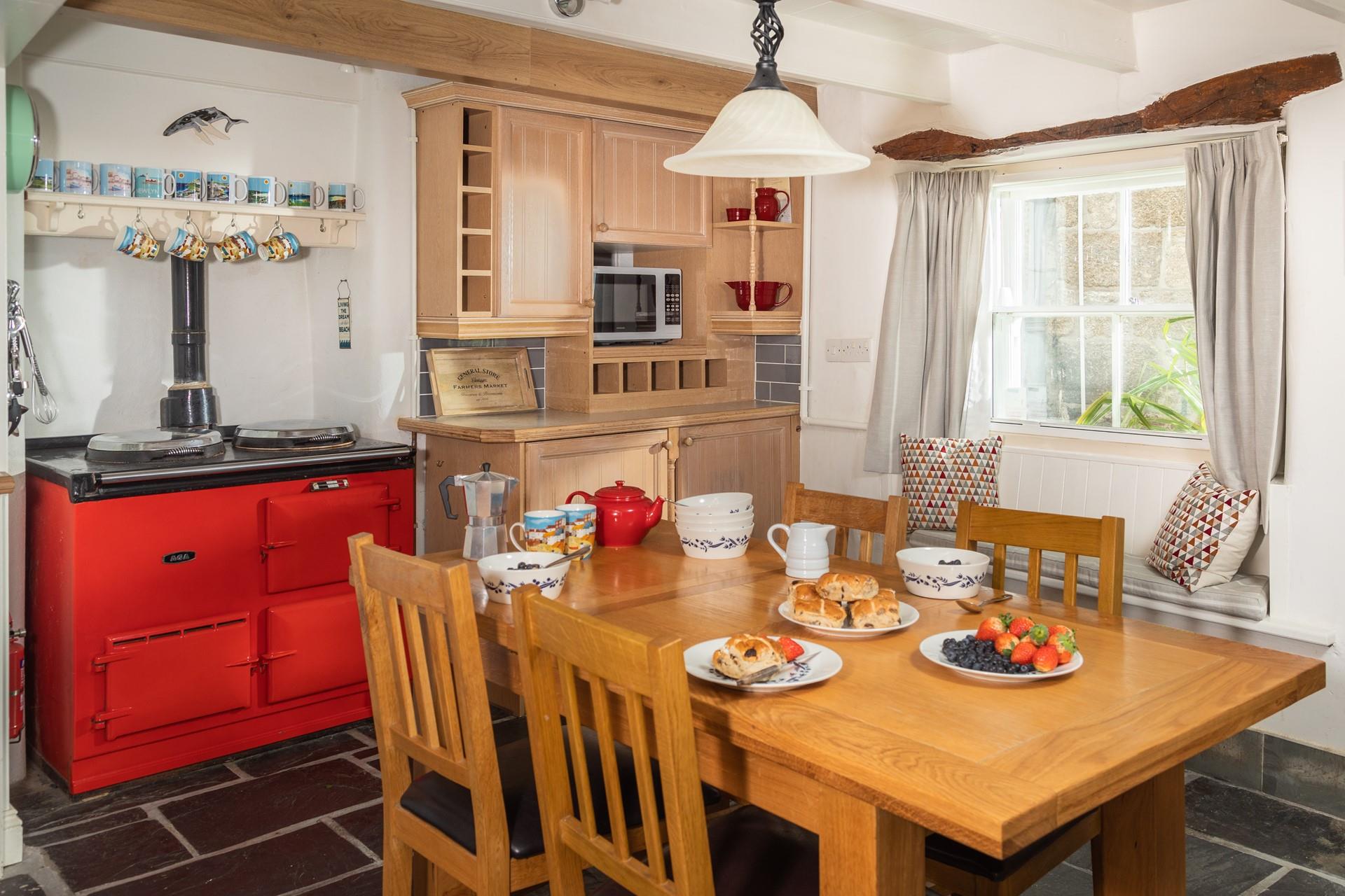 The table has plenty of space for your loved ones to come together and enjoy family meals.