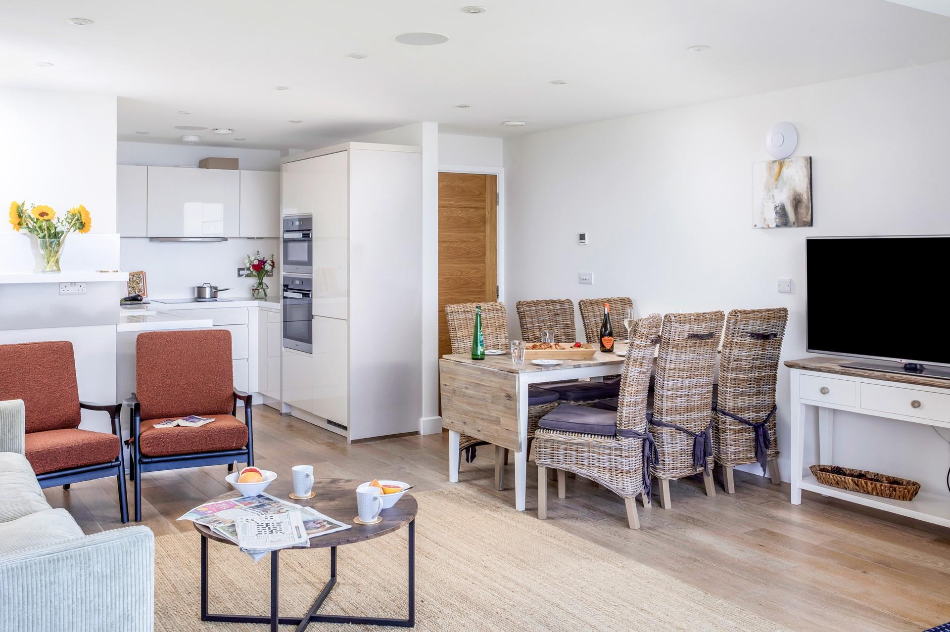 After a morning stroll into St Ives come back with Cornish tea to enjoy whilst you decide on the next adventure.