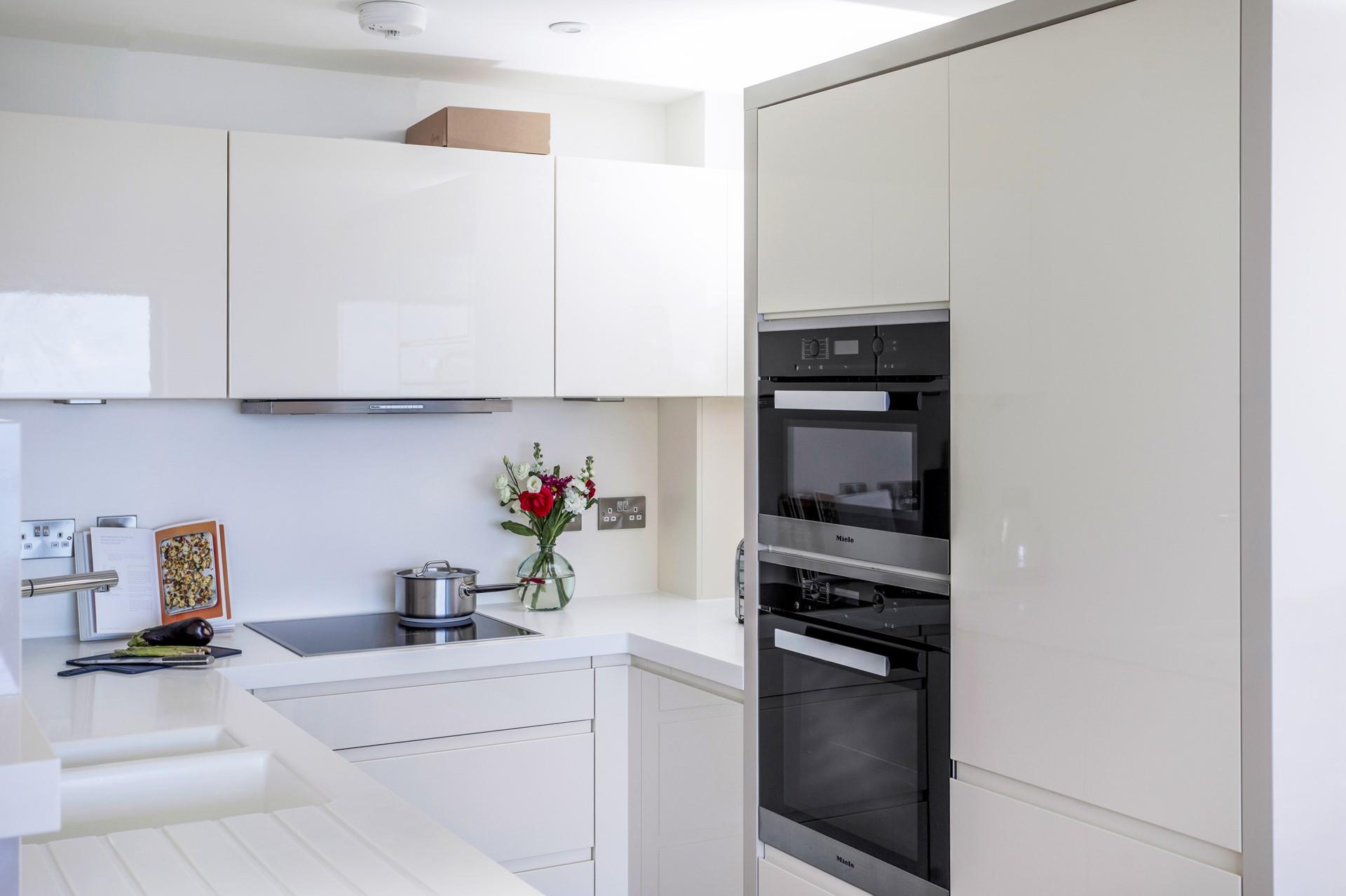 Rustle up a family feast to enjoy out on the balcony.