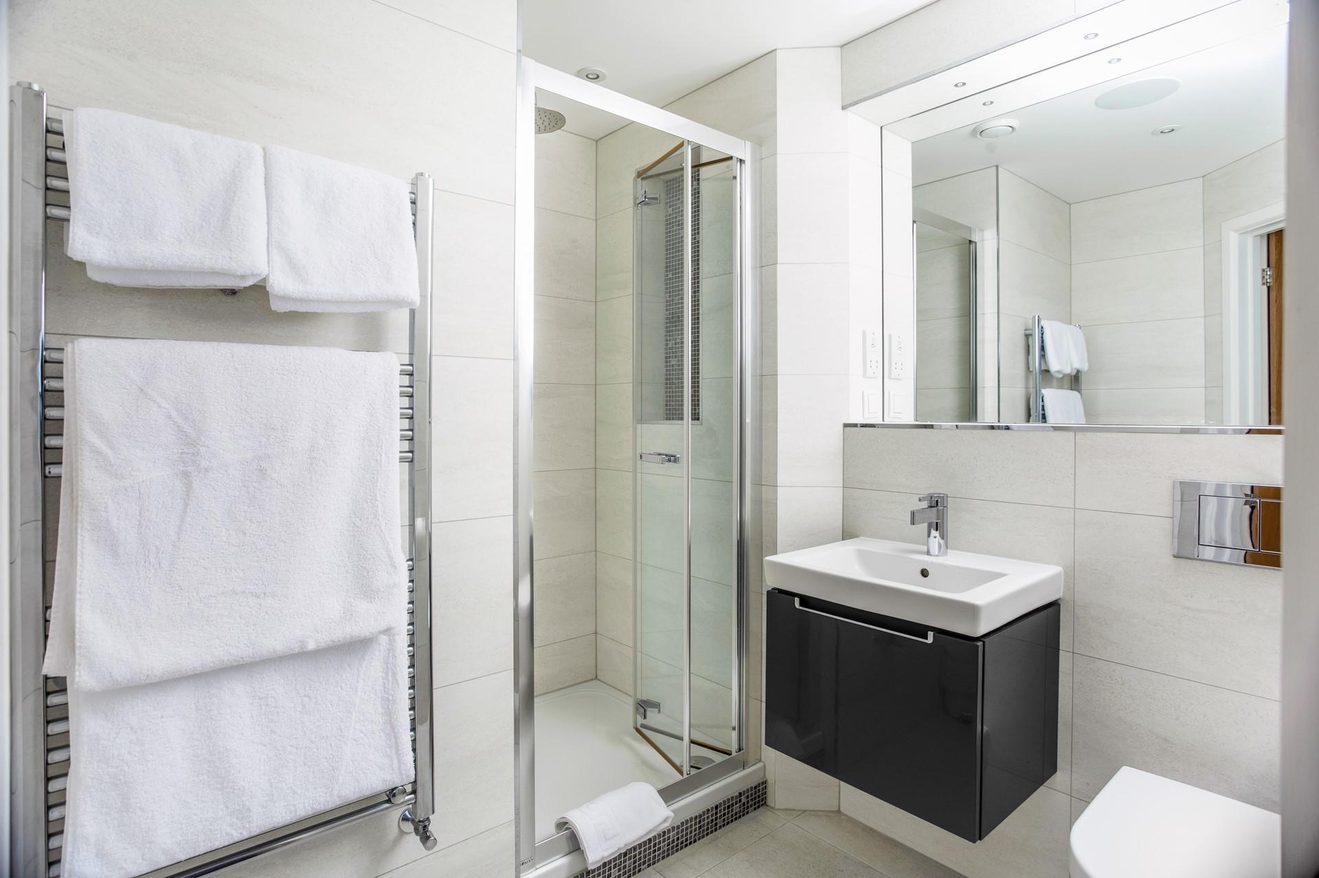 Get ready for an evening of fine dining in St Ives in the en suite.