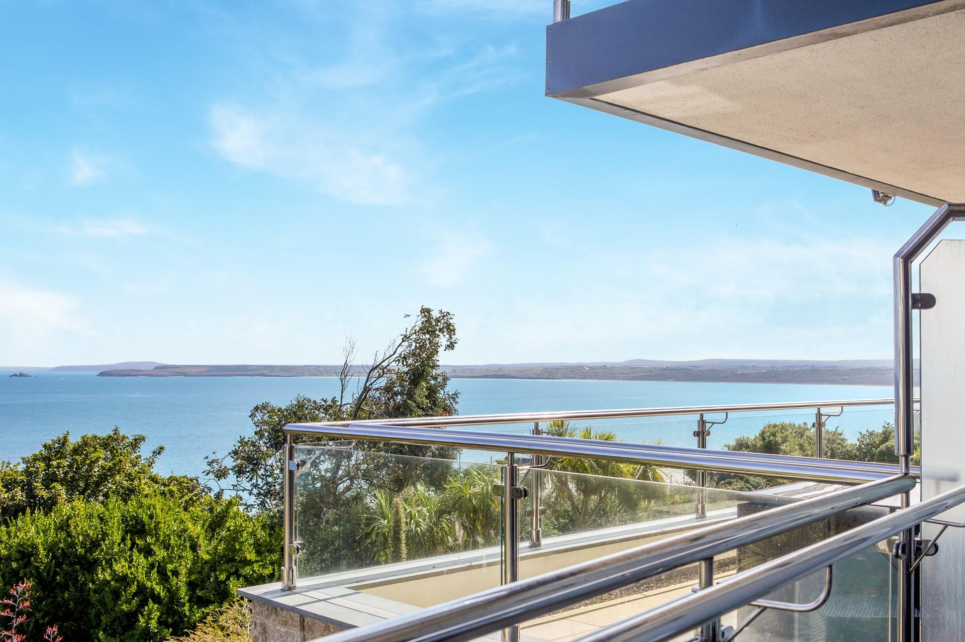 Morwenstow apartments are located near Porthminster beach, perfect for your Cornish summer holiday.