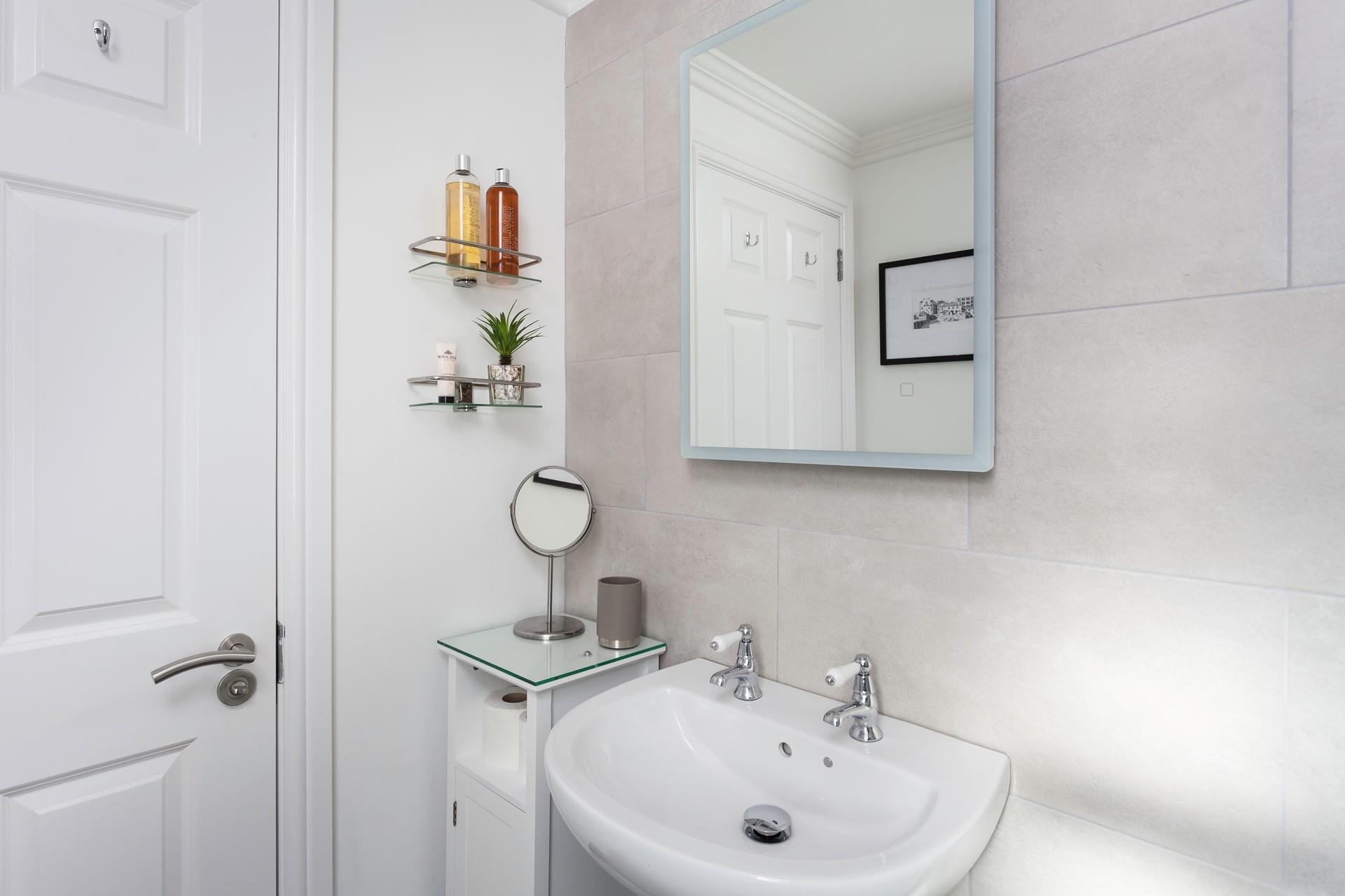 Freshen up before a night out in one of St Ives' many bars or eateries.