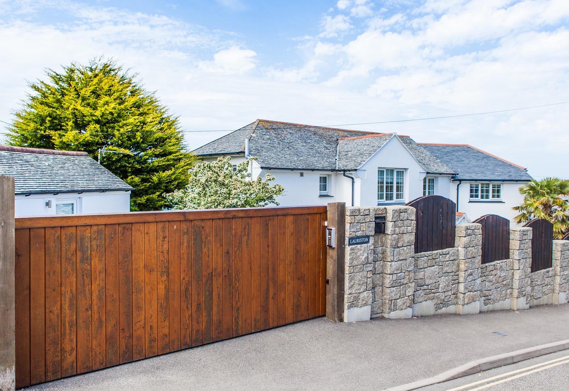 Arrive at Lauriston, enter through the automatic gates and let your holiday begin. 