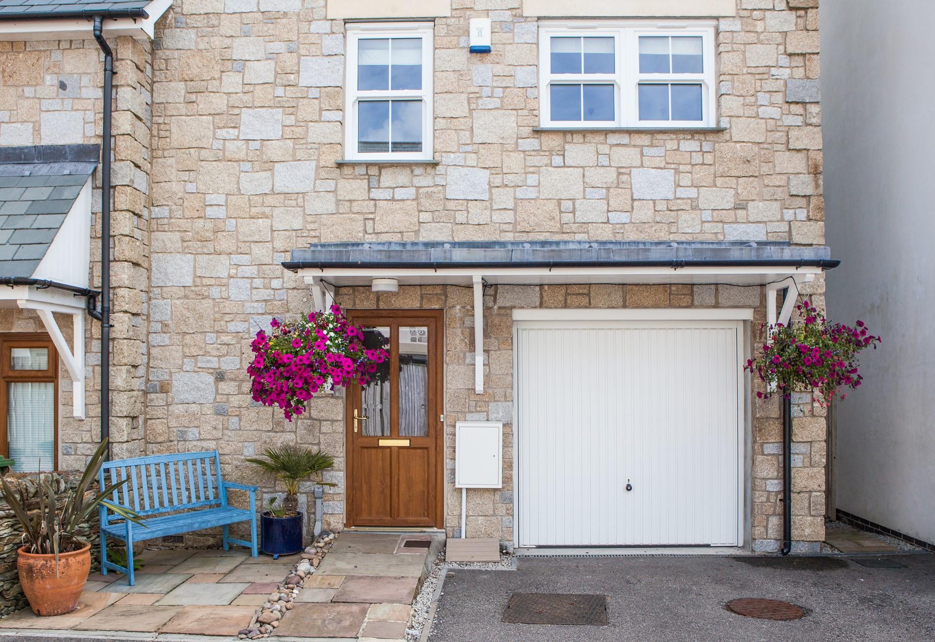 The property has parking so you can explore any corner of Cornwall you wish.