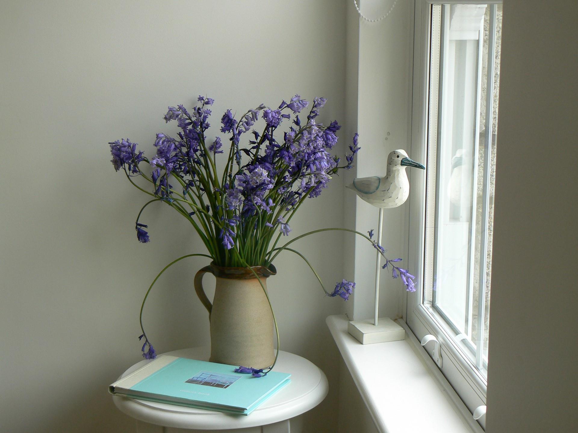 Head into St Ives just a few miles from the property.