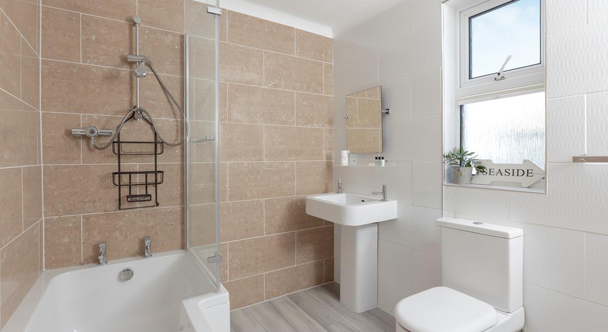 Indulge in a hot bubble bath and unwind from the stresses of day to day life.