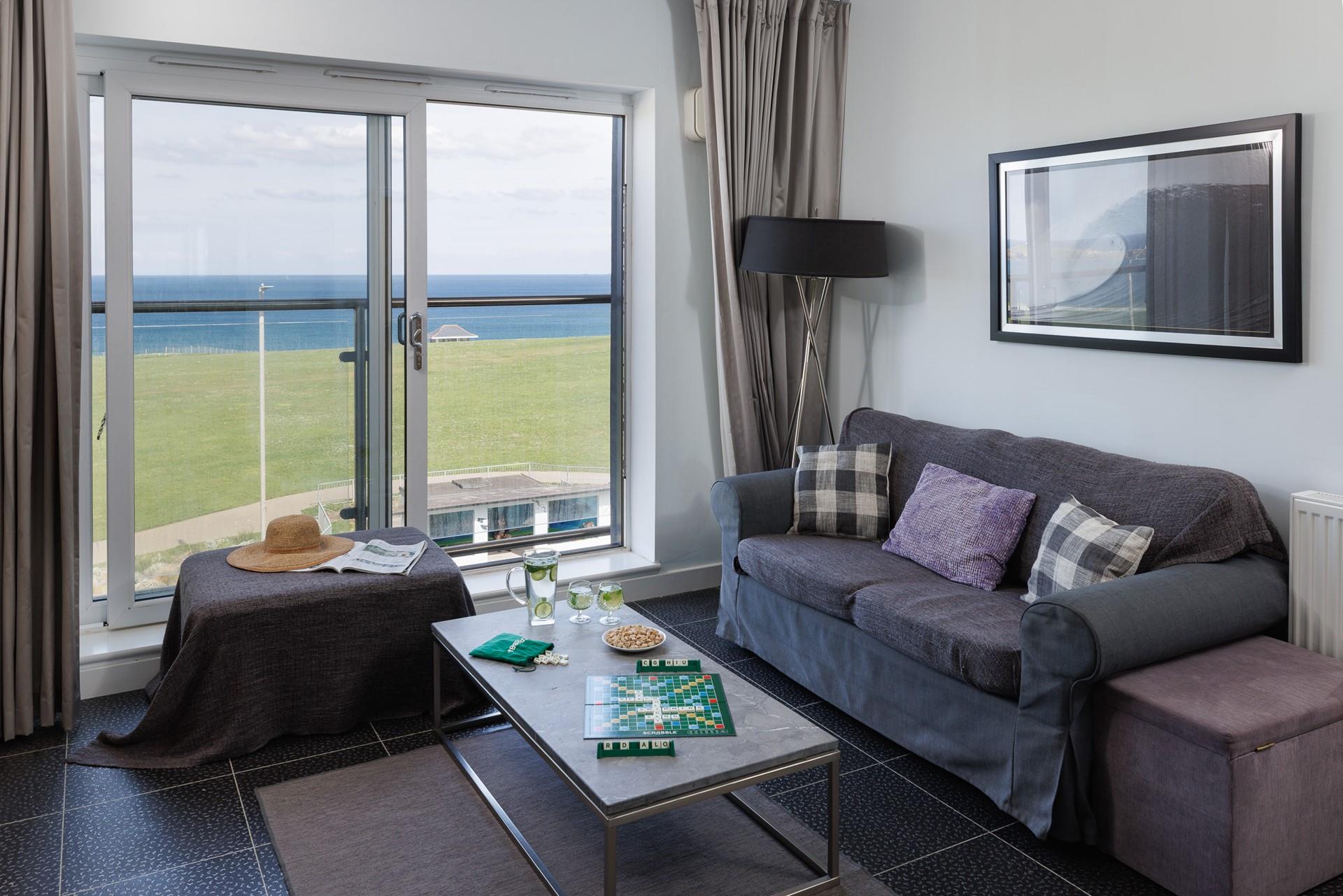 Overlooking the Barrowfields in Newquay, Atlantic Vista boasts beautiful sea views.
