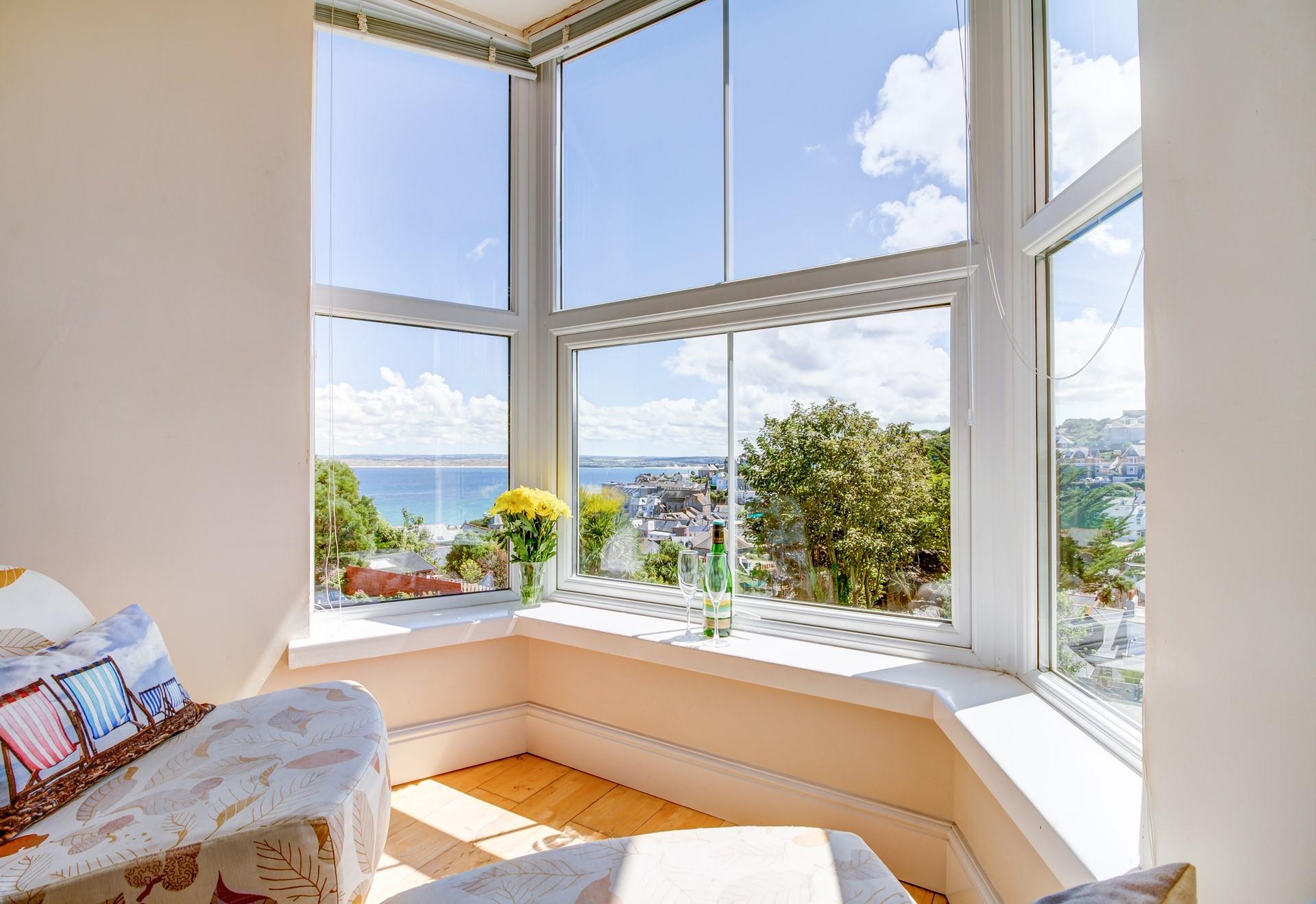 Flat 3 Windsor Court 7 Carrack Dhu St Ives Town Aspects Holidays