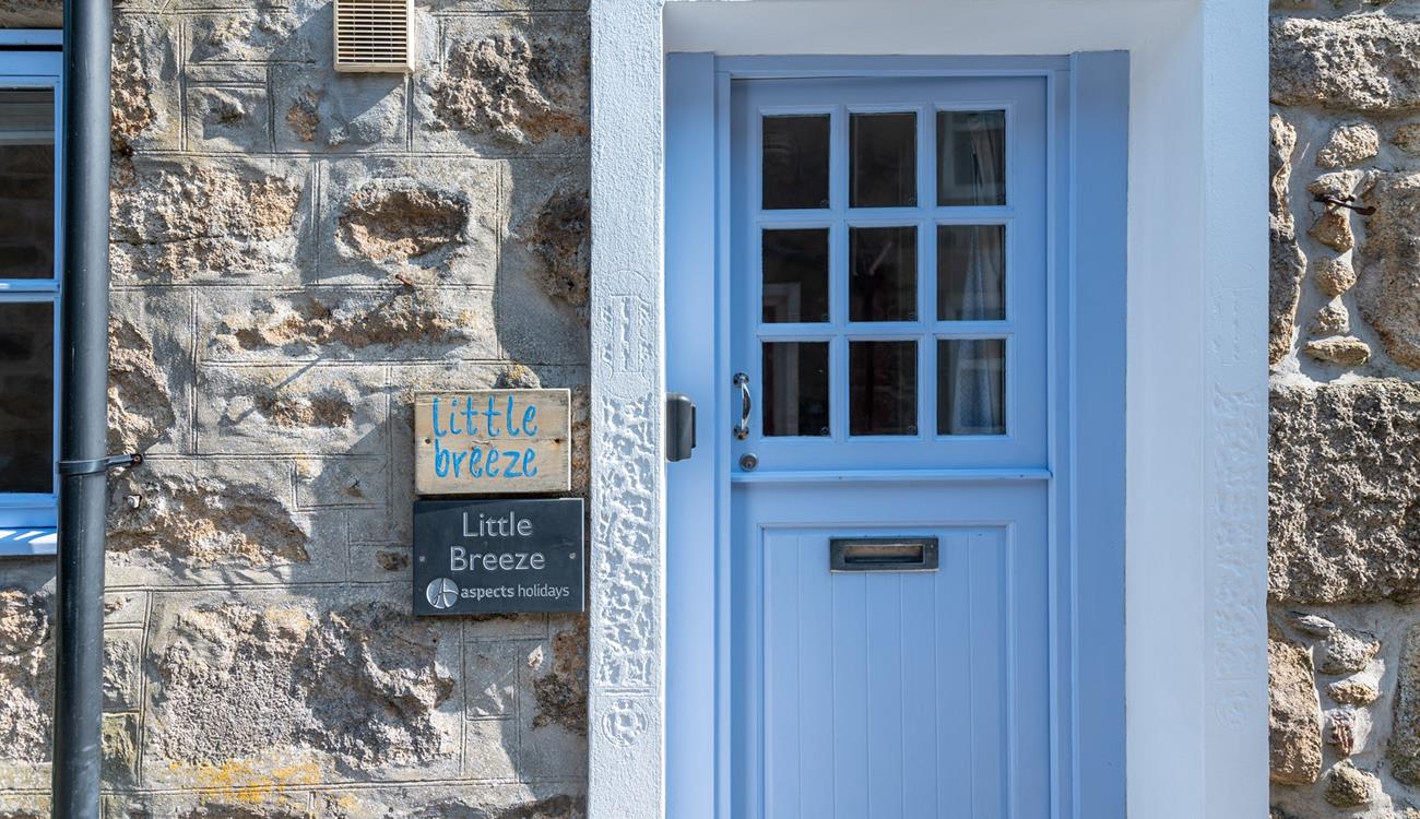 Little Breeze also welcomes dogs so your four-legged family member doesn't have to stay behind!