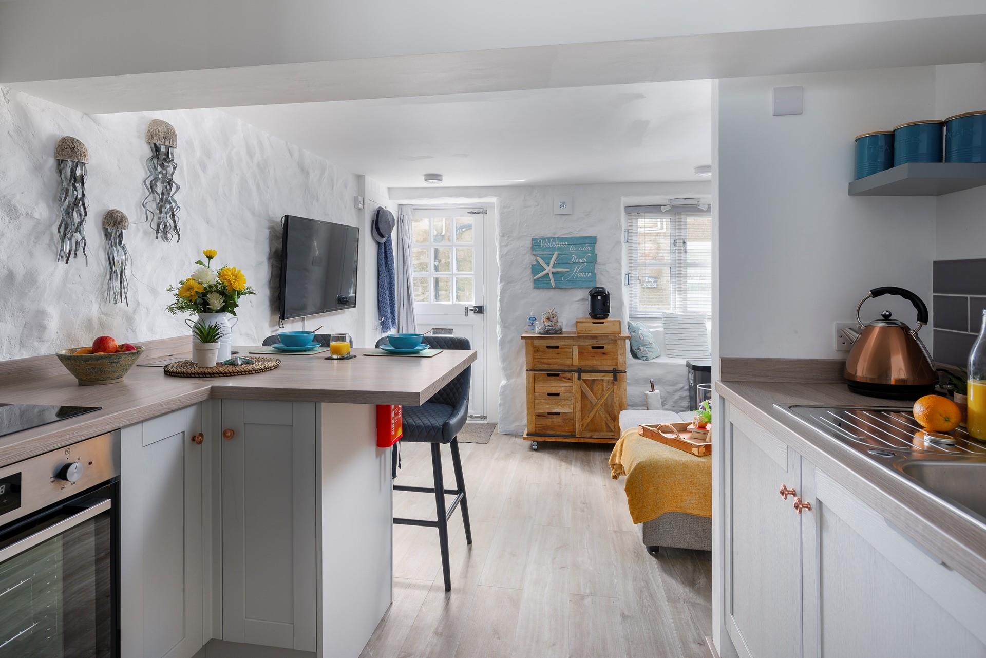 Make yourself a picnic and enjoy a trip to the beach, just minutes away. 