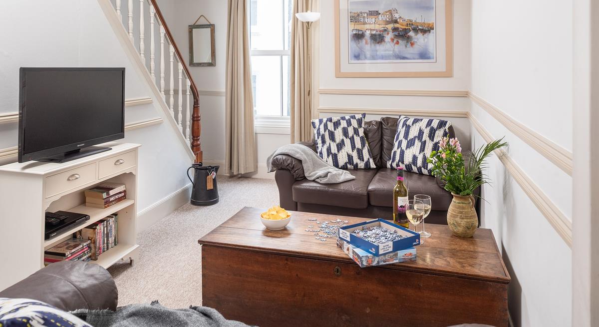 Unwind in the evening with a glass of your favourite chilled drink and some nibbles.