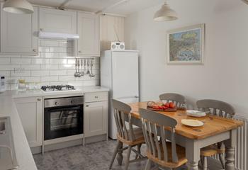 You'll find all the mod cons you need in the well-equipped kitchen.