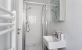 Start your day with an invigorating shower in the en suite! - Thumbnail Image