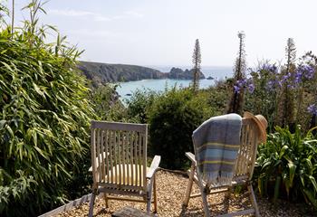 While away the hours in the picturesque gardens.