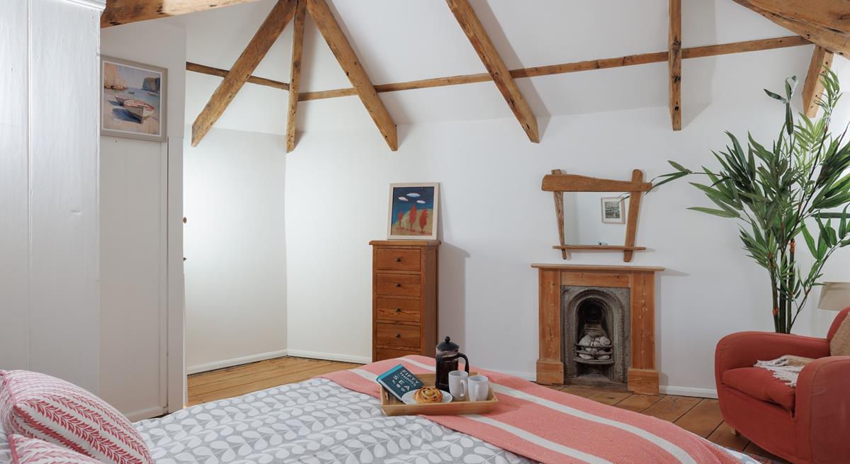 Start the day with coffee and pastries in bed.