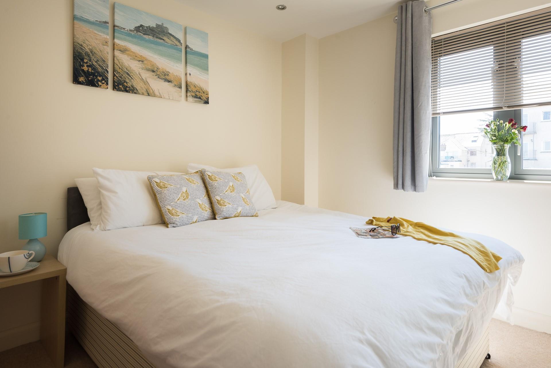 Bedroom 2 has zip and link beds so they can be made up as either king size or twin beds.