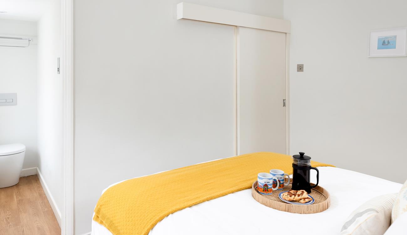 Tuck into breakfast in bed and get your holiday off to a relaxing start. 