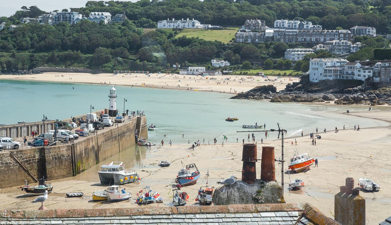 Seascape boasts the perfect location to enjoy all that St Ives has to offer.