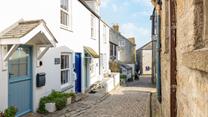 Wander the cobbled lanes in the town.