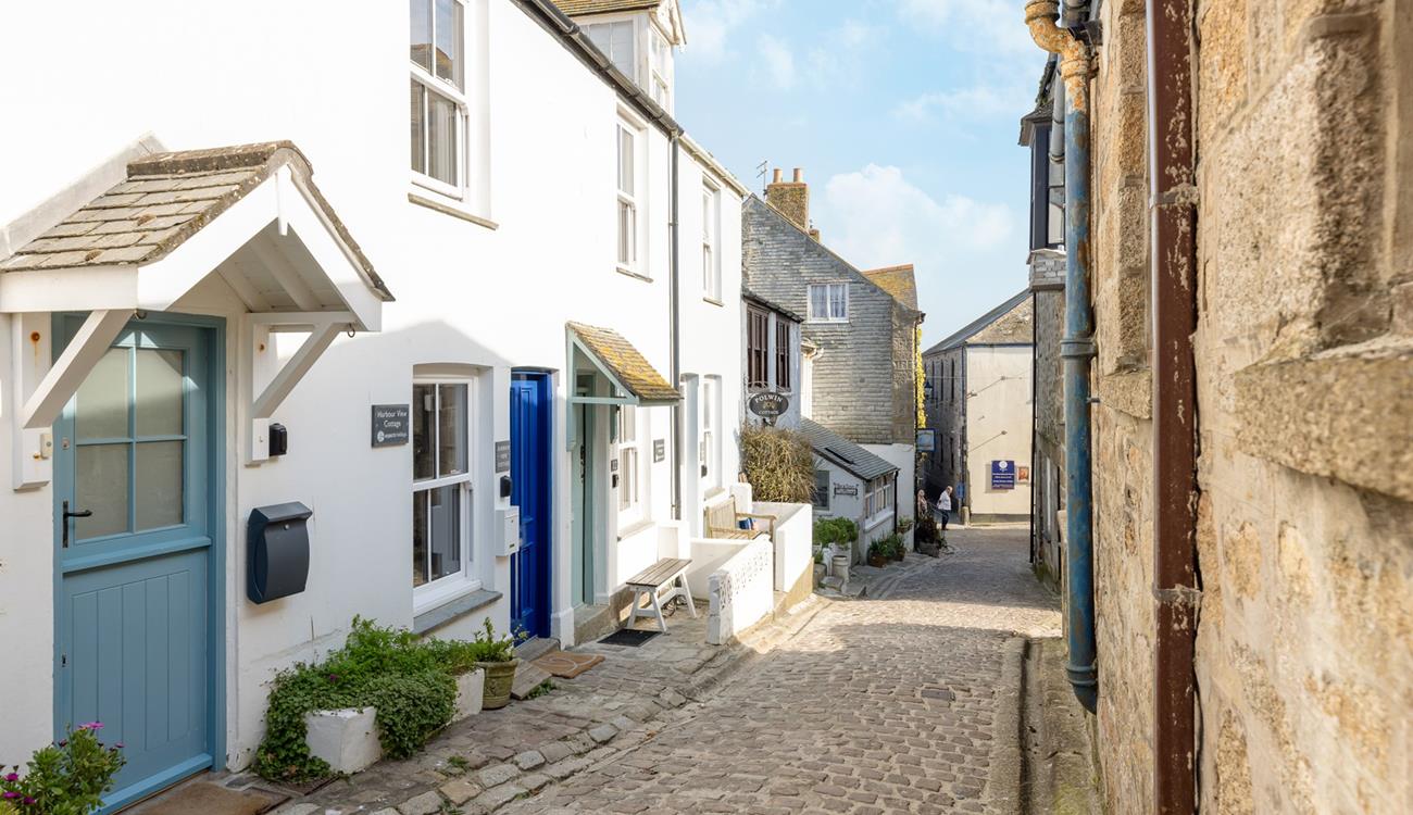 Wander the cobbled lanes in the town.