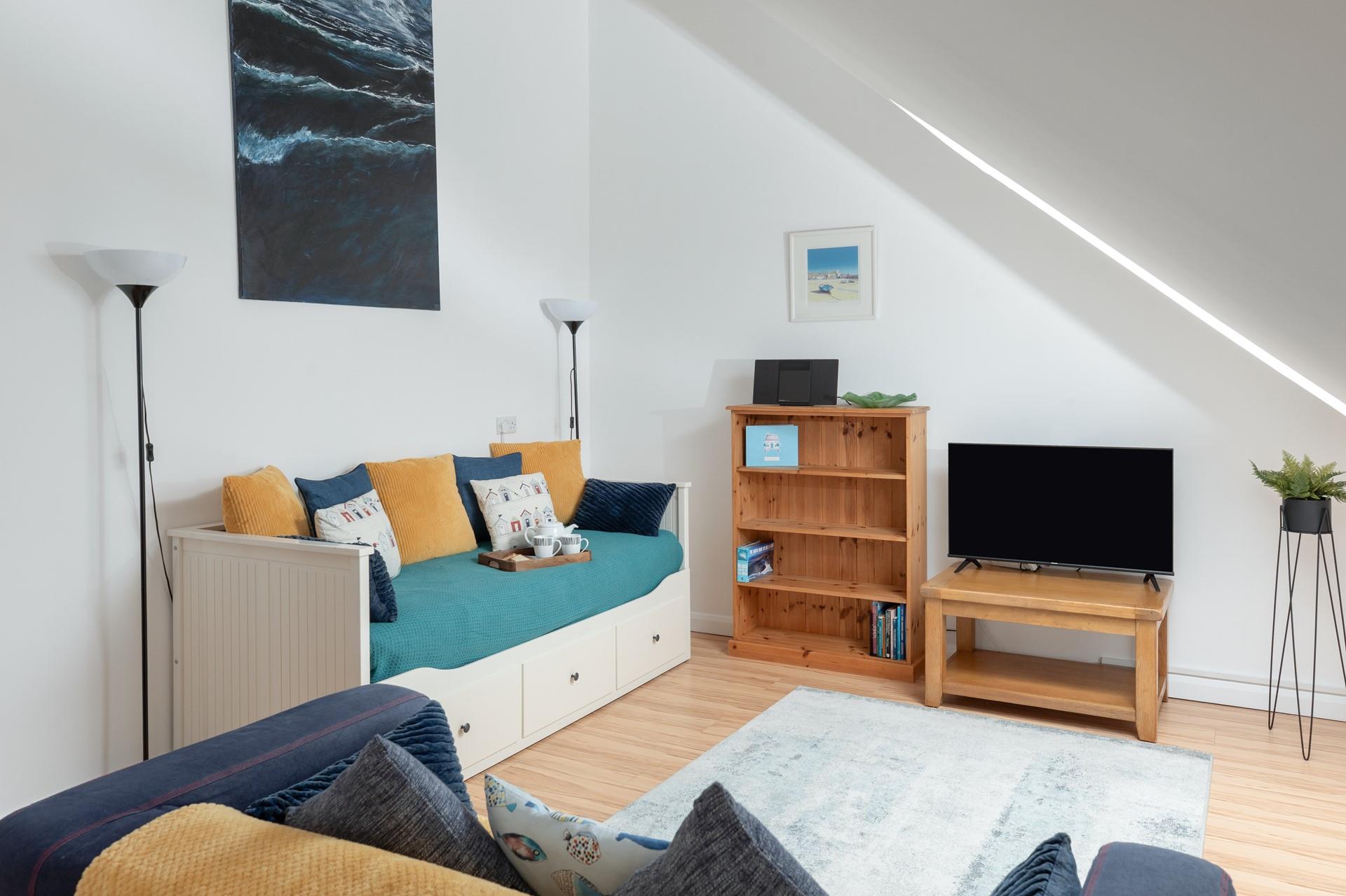 After a fun-filled day exploring St Ives, return home to snuggle up and enjoy an evening of movies and board games.