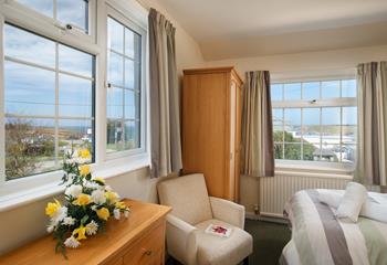 The spectacular sea views are a highlight of any stay here!