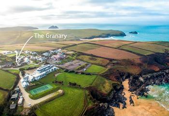 The Granary is located within easy reach of the coast and beach.