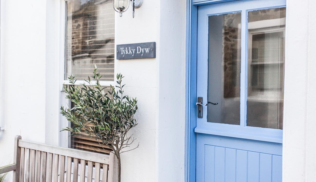 Arrive at Tykky Dyw and leave the stresses of daily life behind.