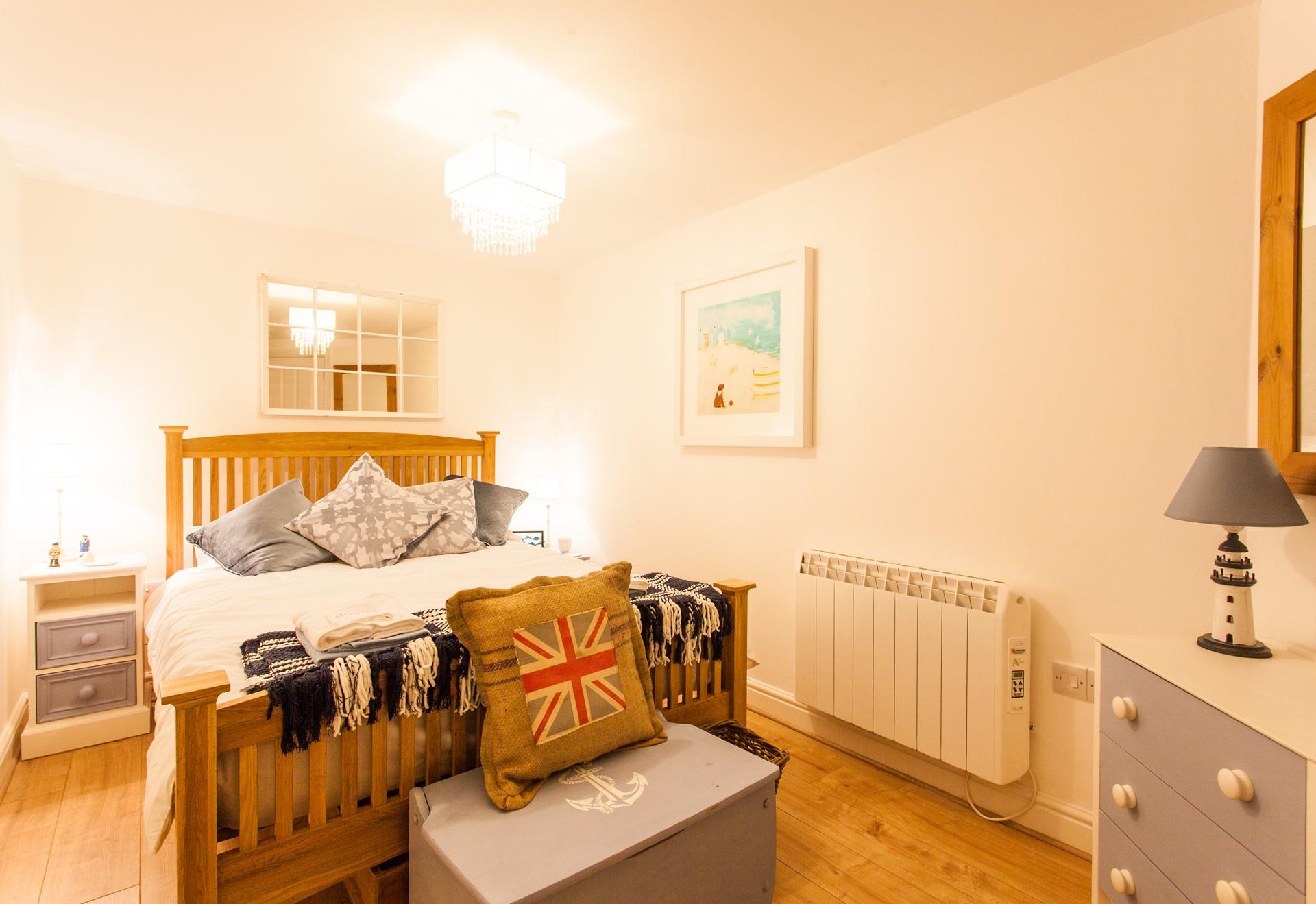 Plenty of storage gives you ample room to store your belongings!