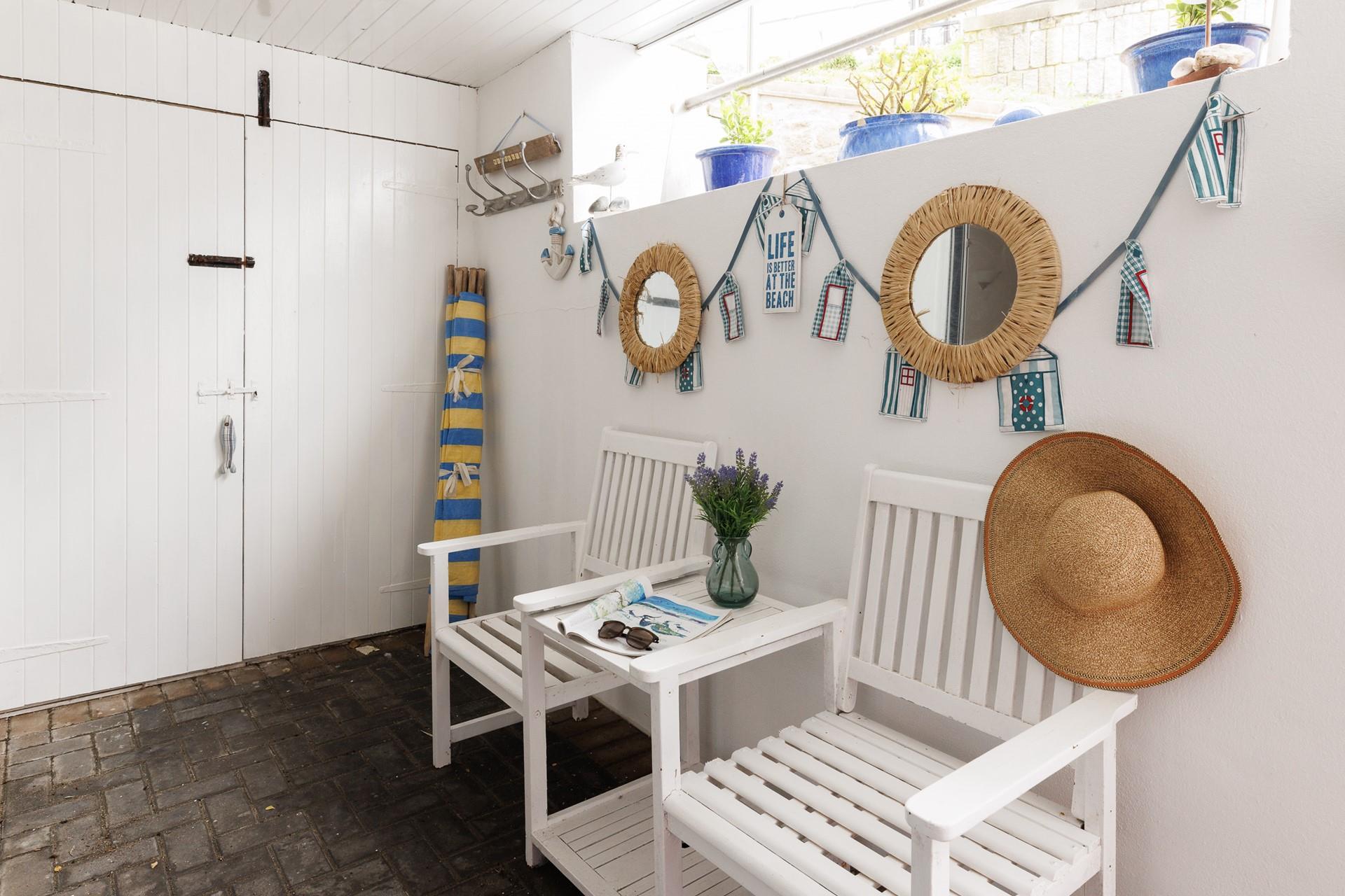 Enjoy the fresh seaside air whilst drinking your morning coffee. 