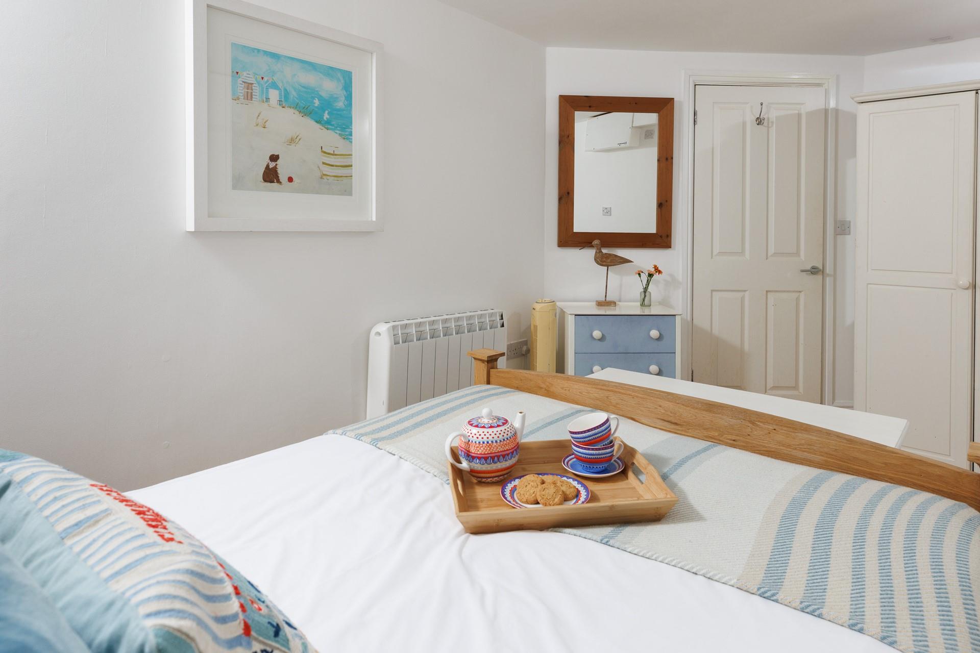 Tuck into the double bed and drift into a dreamy night's slumber.