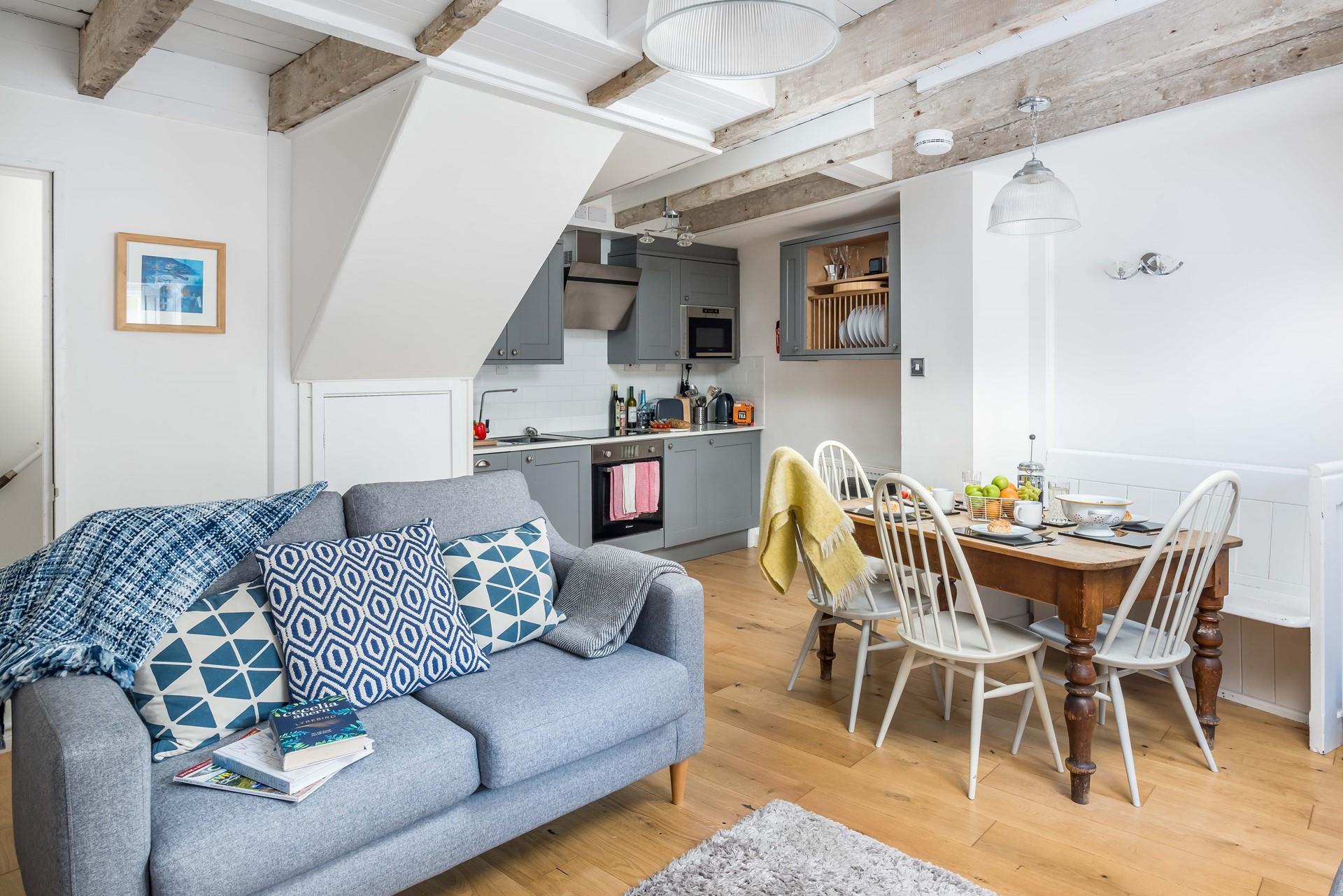 Dove Cottage Mousehole Aspects Holidays