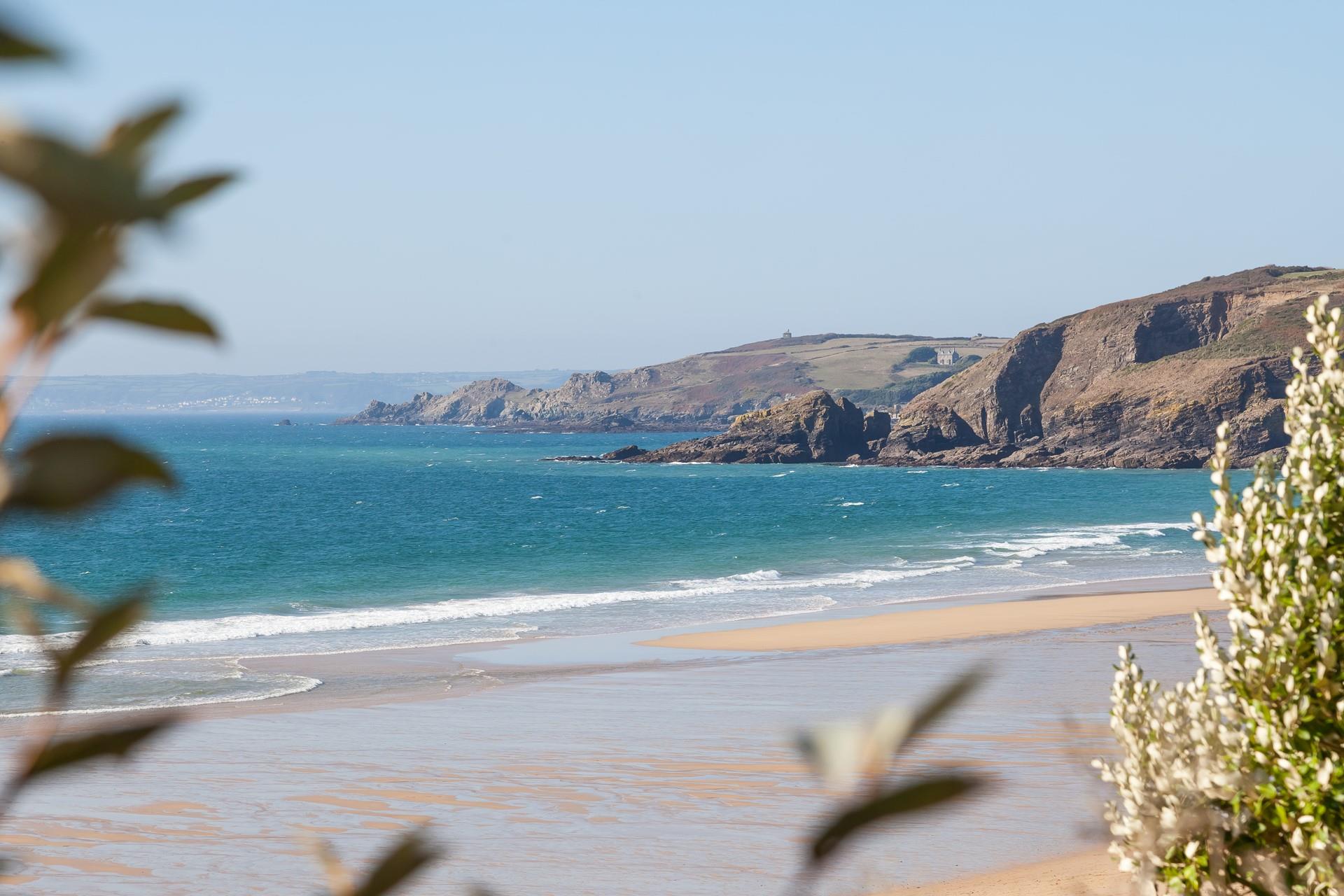 Praaloha is surrounded by stunning scenery and coastal walks. 