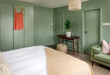 Each bedroom has its own en suite, so there is plenty of room for everyone to get ready.