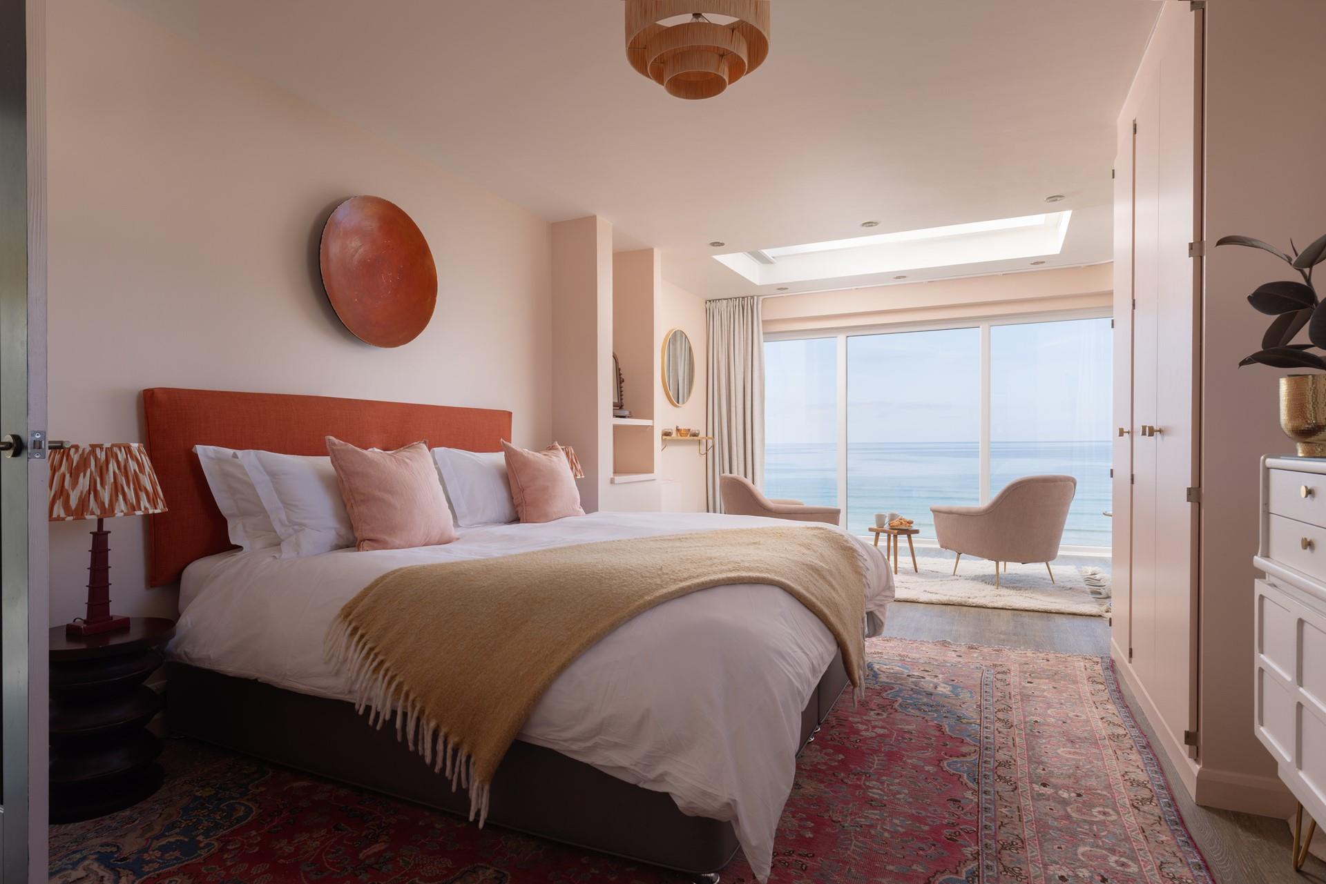 Wake up to the sights and sounds of the ocean.