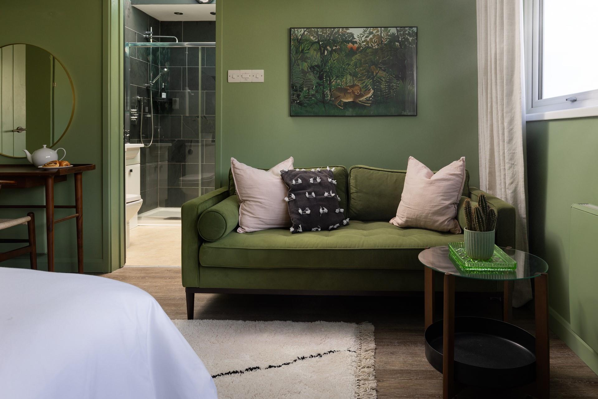 Each bedroom has its own en suite, so there is plenty of room for everyone to get ready.