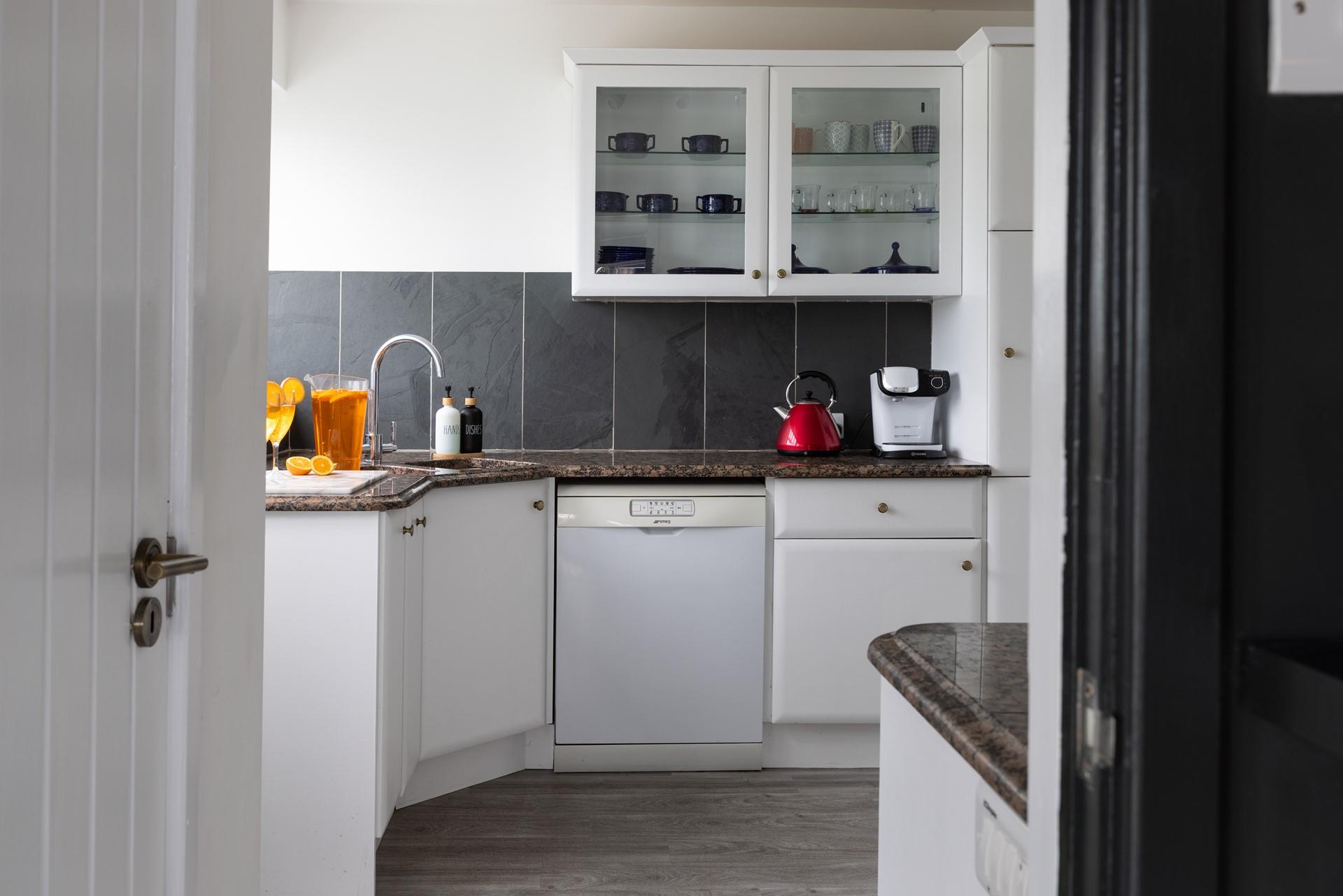 With easy access from the ground floor lounge, step straight out onto the poolside!