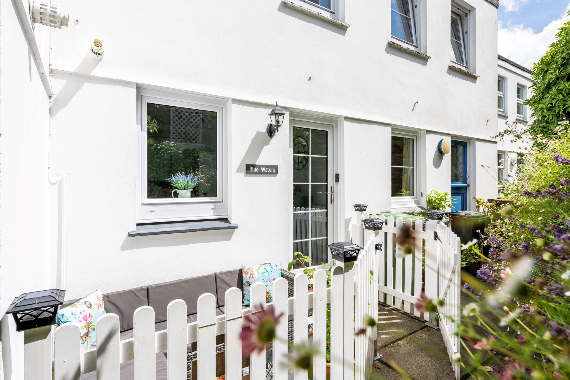 Arrive at blue waters and let the worries drift away as your holiday begins.