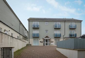 Within walking distance to town, everything is on your doorstep!