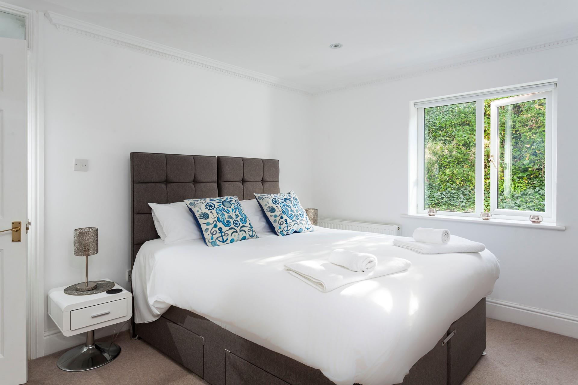 The second bedroom can be assembled as a twin or super-king, depending on your requirements. 