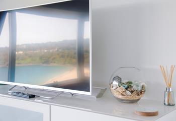 The apartment features a large Smart TV with Netflix for those quiet evenings in your holiday home.