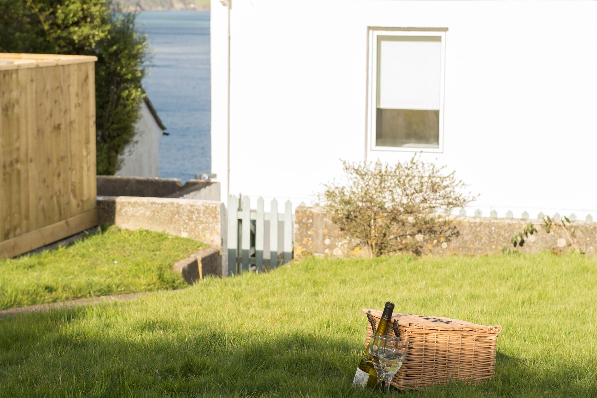 Treat yourselves to a picnic on the lawn or take a stroll down to the beach for lunch by the sea.