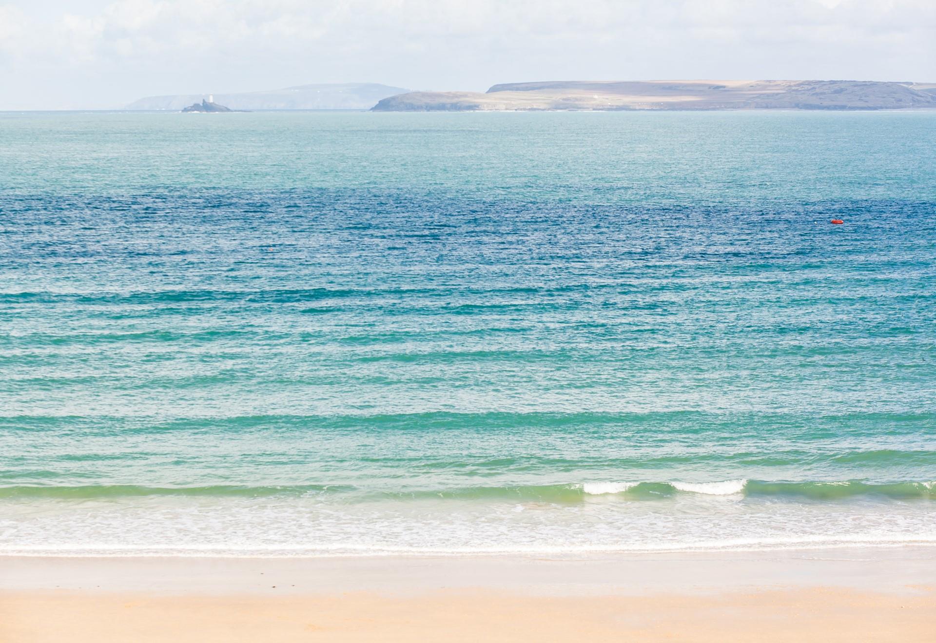 The brilliant location makes it easy for you to head to the beach early and grab a prime spot.