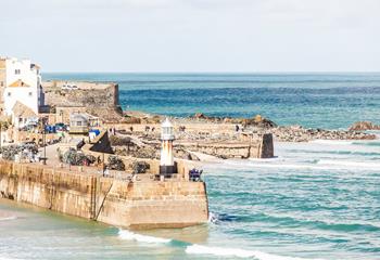 With everything St Ives' has to offer right on your doorstep, you can leave the car behind and make the most of the town on foot.