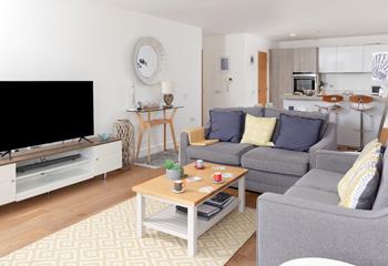 The open plan living area is perfect for socialising during your time at Sea Star. 