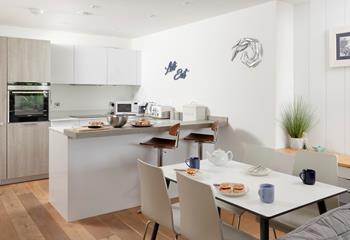 Enjoy a relaxing lunch at the dining table before heading back out to explore St Ives. 