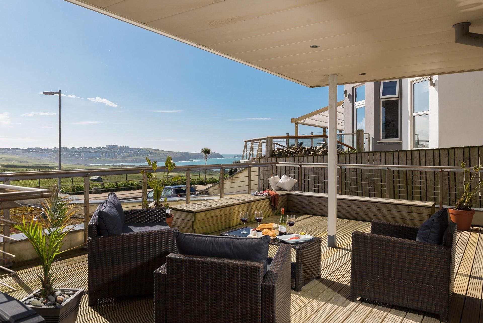 Fistral Azure, Newquay Aspects Holidays