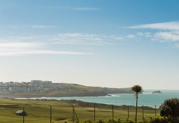 Fistral beach is only a two minute stroll away and Newquay golf course is just across the way.