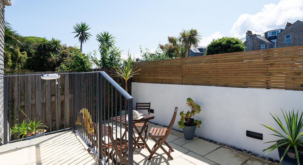 Enclosed courtyard, the perfect spot for afternoon tea or alfresco dining. 