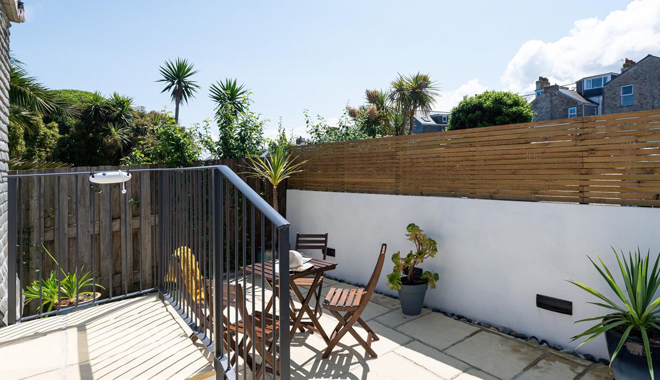 Enclosed courtyard, the perfect spot for afternoon tea or alfresco dining. 